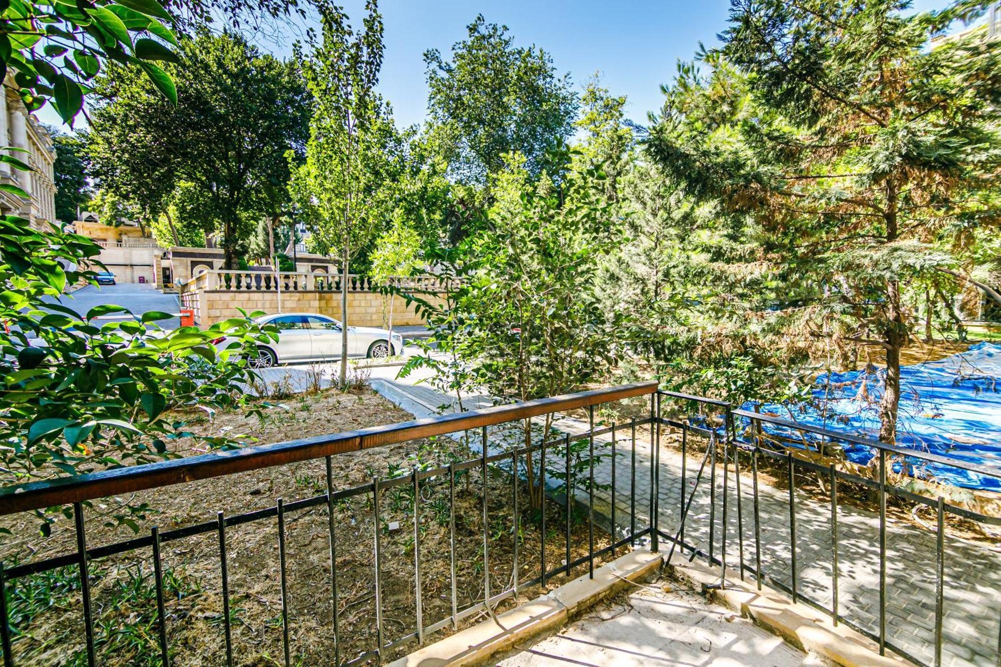 Apartments Formula 1 On Niyazi With Balconies Baku Exterior foto